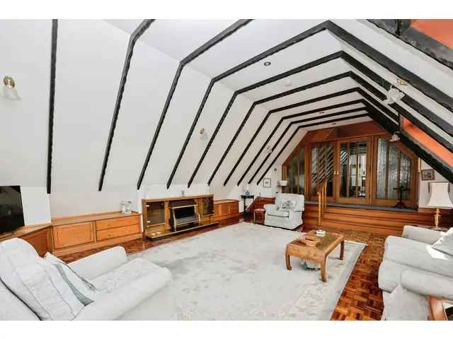 4 Bedroom Detached House For Sale Breathtaking Views