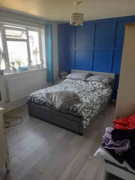 Flat For Rent in Dacorum, England