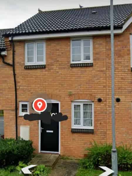 2 Bed House Wanted Corby - Garden Preferred