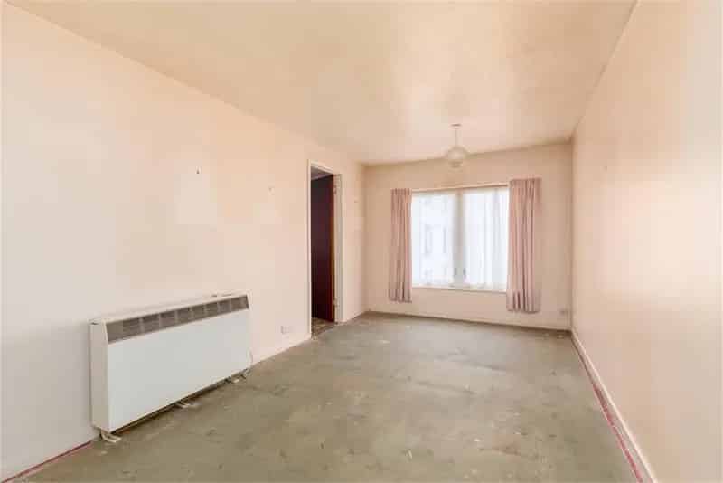 1 Bed Flat Second Floor 1 Reception Room 50 Share Available