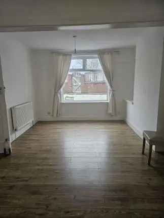 Terraced House to Rent in Whitefield Road Bristol BS5