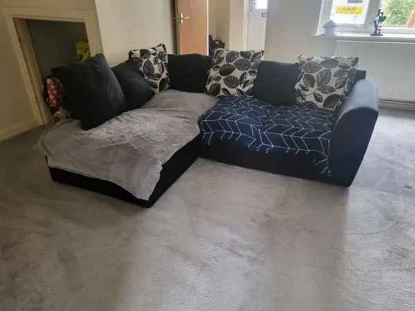 House For Rent in Bradford, England