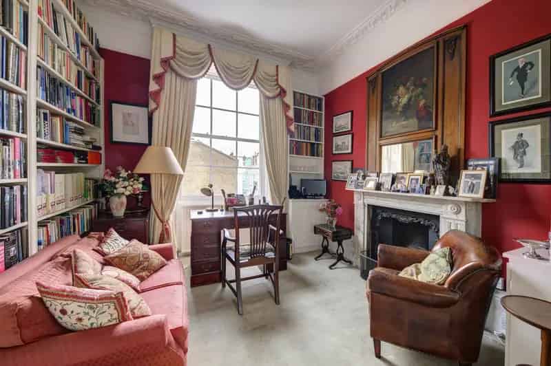5 Bedroom House to Rent in Holland Park