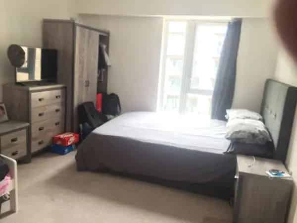 Nottinghill Genesis Flat 4th Floor Large Room Open Plan Kitchen
