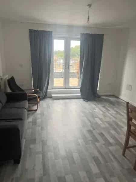 3 Bedroom 2 Bathroom House with 2 Balconies and Private Parking
