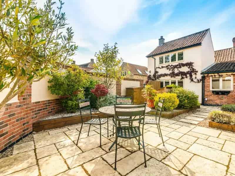 3-4 Bedroom Family Home in Waltham-on-the-Wolds