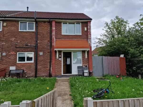 3 Bedroom End Terraced House with Large Garden and Field Views