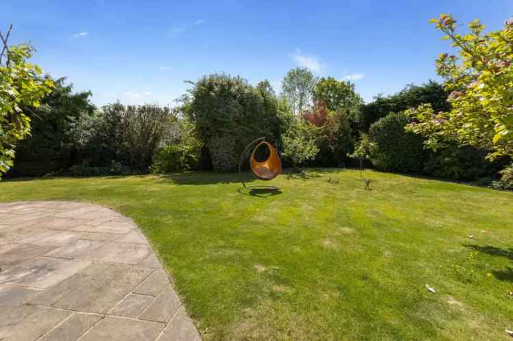 6 Bedroom Semi Detached House for Sale