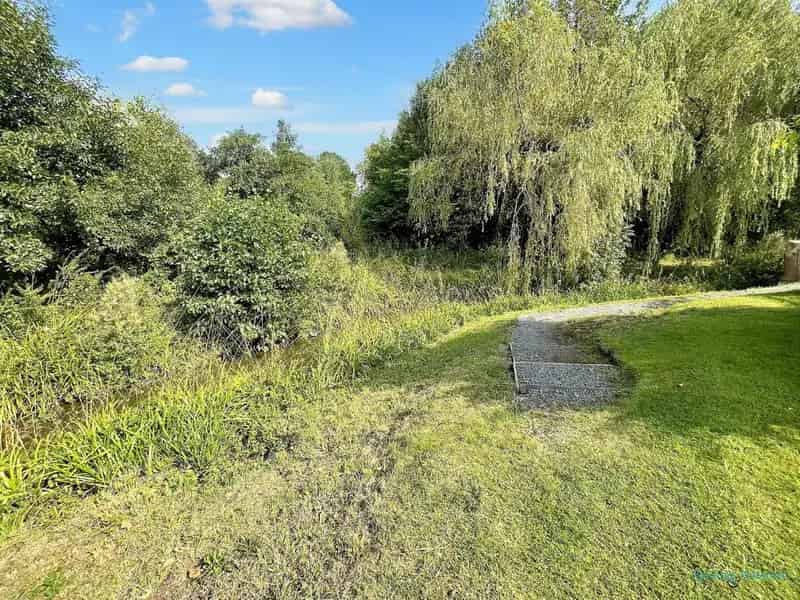 2 Bed Park Home for Sale Near Henley-in-Arden