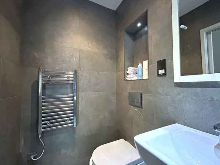 1 Bedroom City Centre Apartment To Let