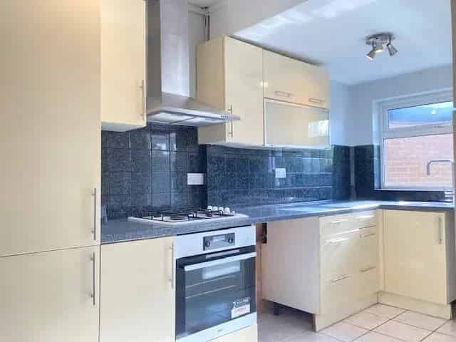 3 Bed Semi-Detached House Beeston