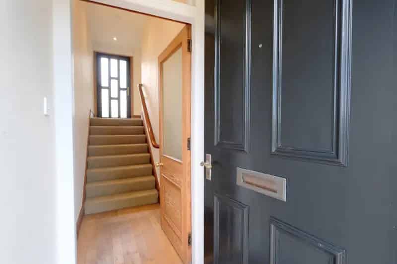4 Bedroom Granite Apartment West End Panoramic Views Garage Parking
