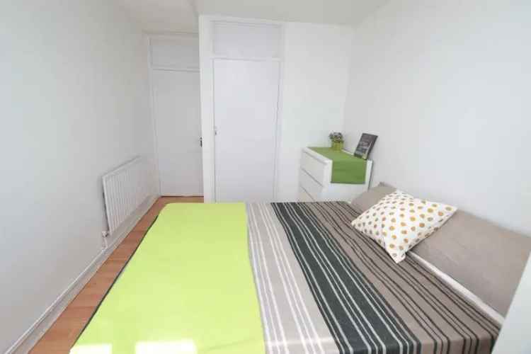 4 Bedroom Flat to Rent Near Whitechapel