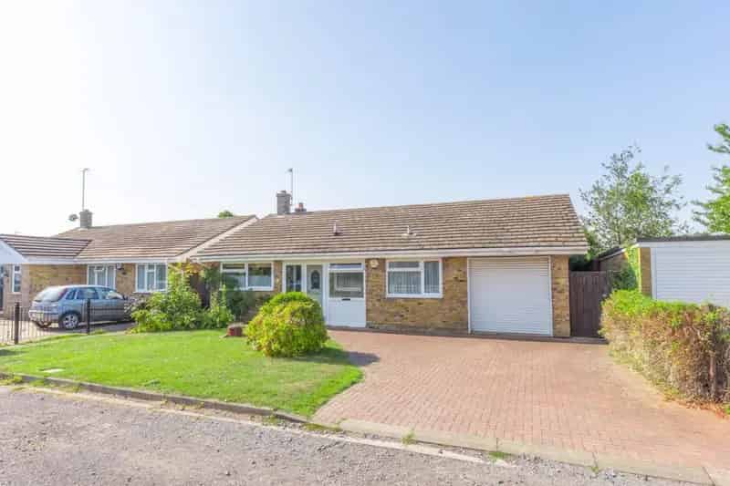 3 bedroom Bungalow
 For Sale