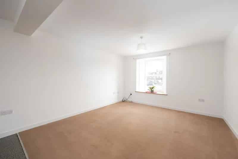 2-Bedroom Flat in Stonehaven - Central Location