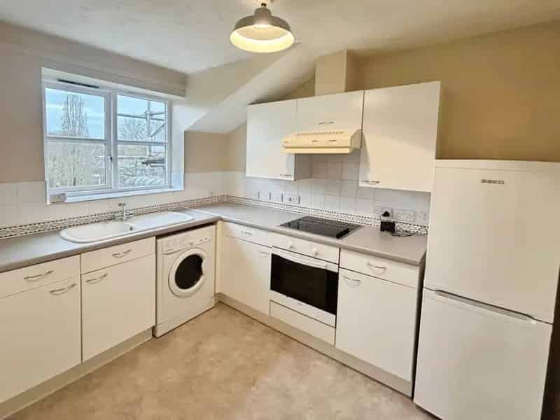 2 bedroom Flat
 For Sale