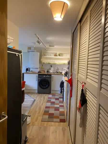 2 Bedroom Flat near Bracknell Station - Pets Allowed