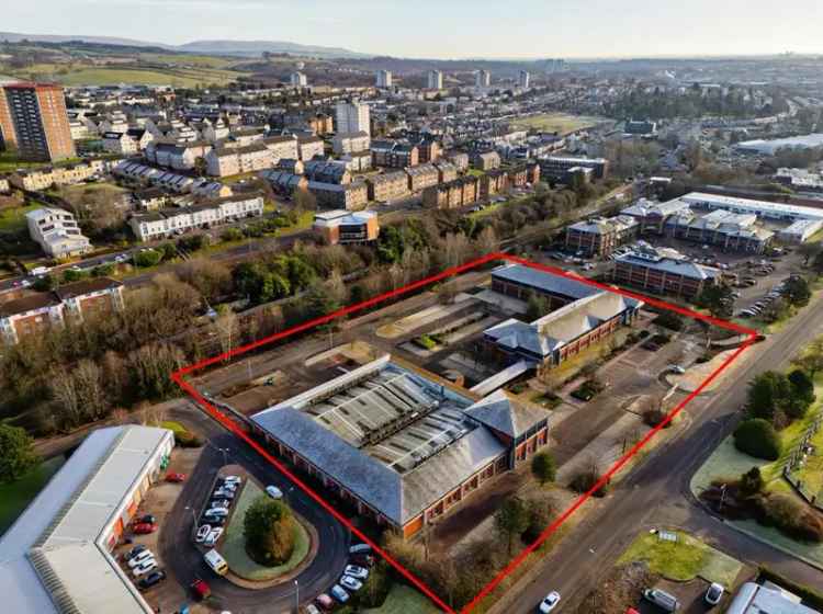 Industrial Warehousing and Modern Office Space 6022 sqm