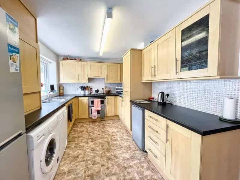 3 Bed Terrace House for Sale