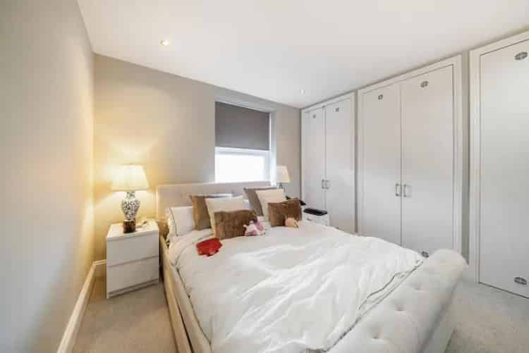 Stunning Two Bedroom Apartment Forest Hill High Quality Finishes