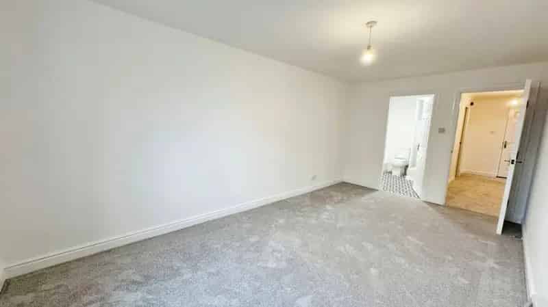 2 Bedroom Flat for Sale Ashton-on-Ribble PR2