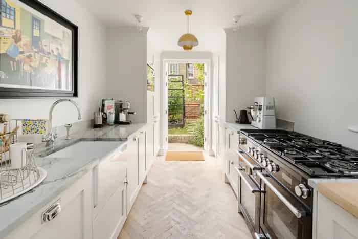 2 bedroom house for sale