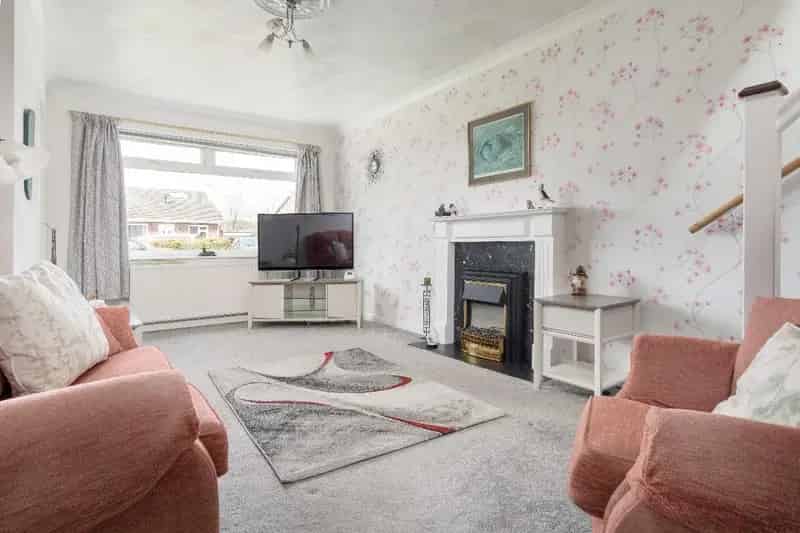 2 Bed Semi-Detached Bungalow for Sale in Snaith