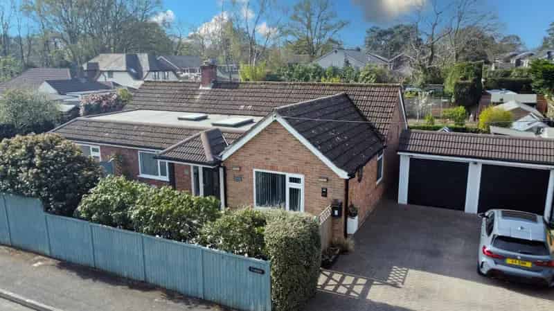 3 Bedroom Detached Bungalow in Cadnam New Forest