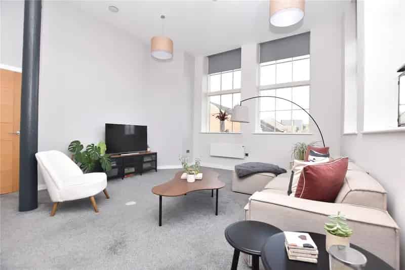 Two Bedroom Apartment in Mill Conversion