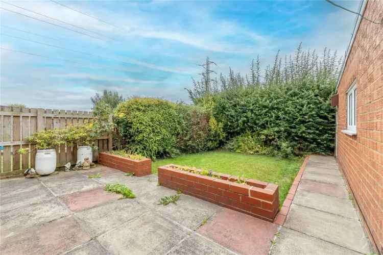 House For Sale in Leeds, England