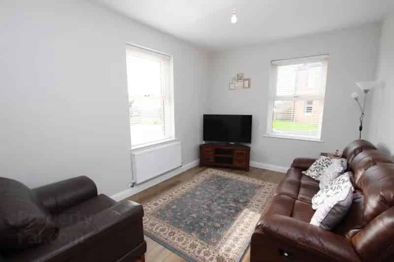 Detached Family Home Four Bedrooms Multiple Ensuites Craighill Manor