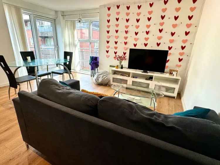 2 Bedroom Furnished Apartment Manchester City Centre Available Now