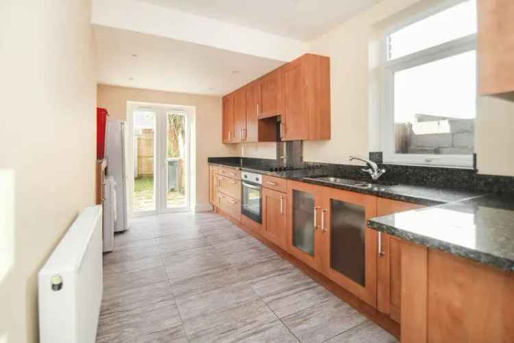 3 Bedroom Detached Student House Ensbury Park Bournemouth