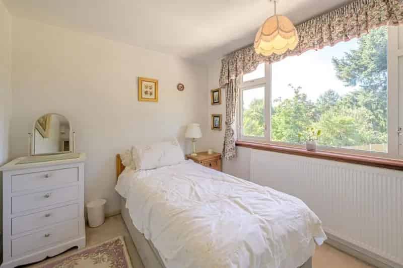 4 Bed Detached House for Sale