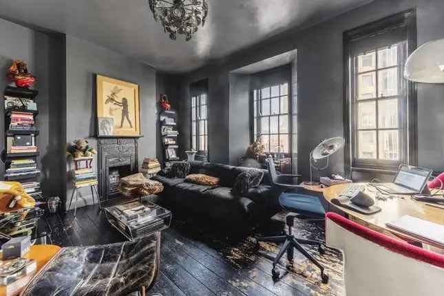 Flat for sale in Kings Road, Chelsea, London SW10