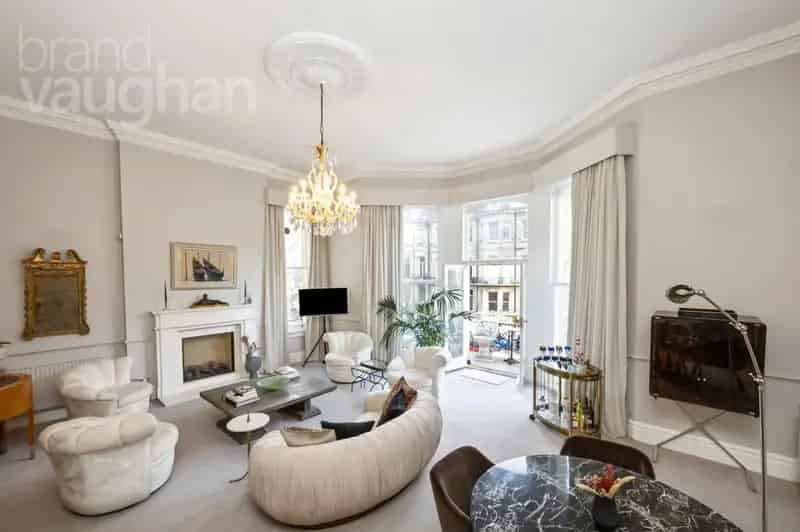 3 Bedroom Flat for Sale
