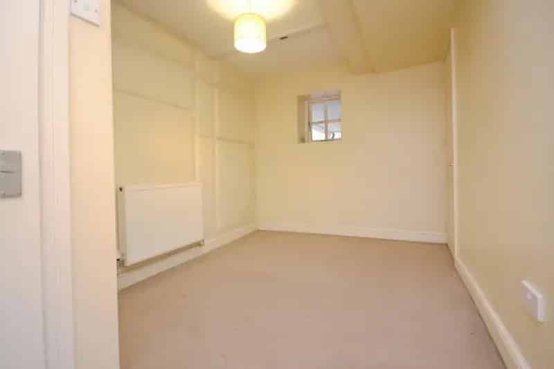 2 Bedroom Flat To Let Reading Town Centre