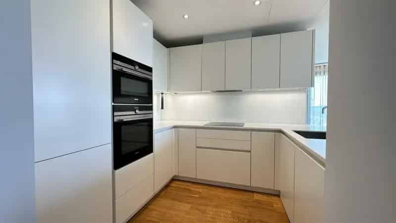 2 Bedroom Luxury Apartment with Hilton Spa Access Bournemouth