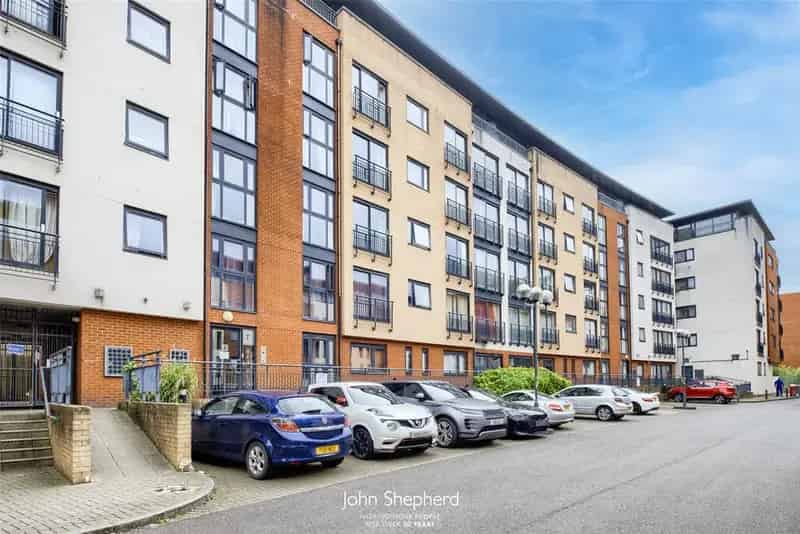 1 Bedroom Flat for Sale