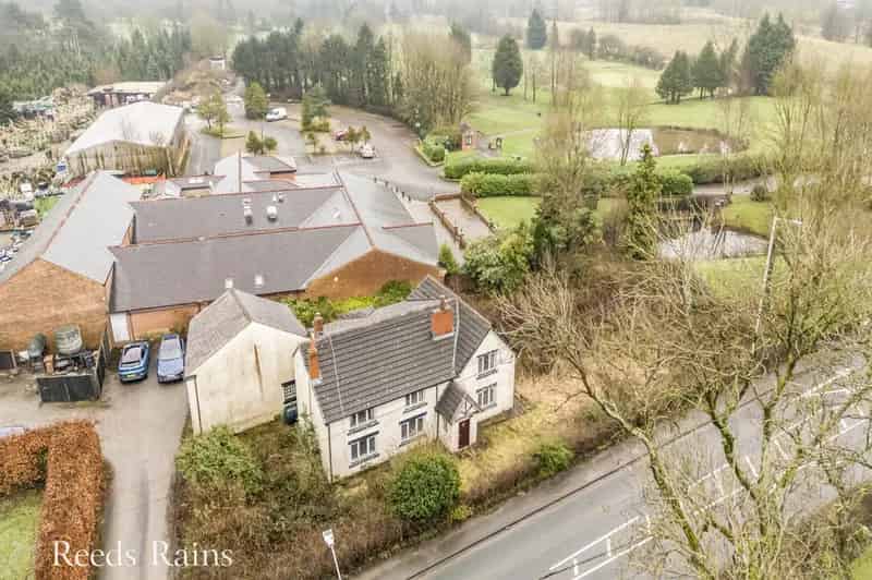 4 Bedroom Detached Farmhouse For Sale - Requiring Modernisation