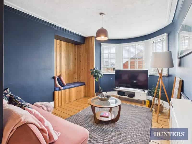 2 bedroom Flat
 To Let