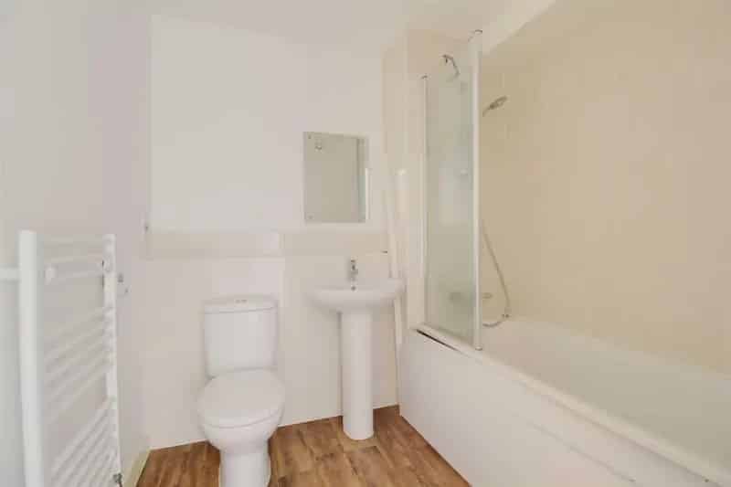 1 Bedroom Apartment To Rent Tenant Fees Apply