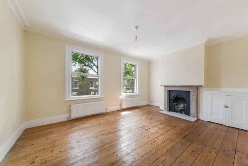 3 Bedroom Terraced House Peckham Rye To Rent