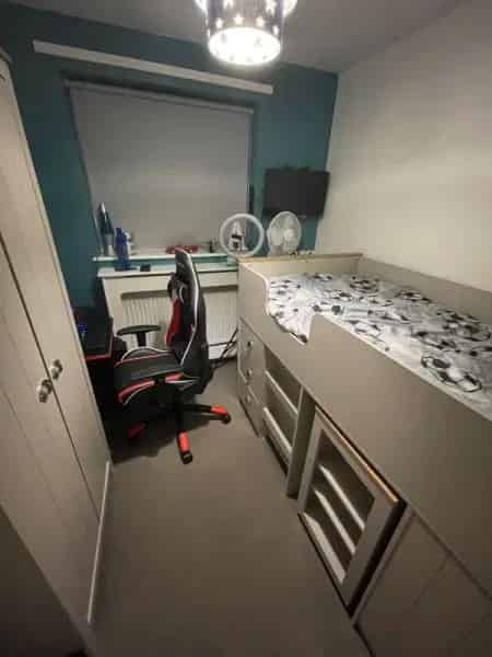 2 Bedroom Maisonette Cheshunt Garden Near Schools