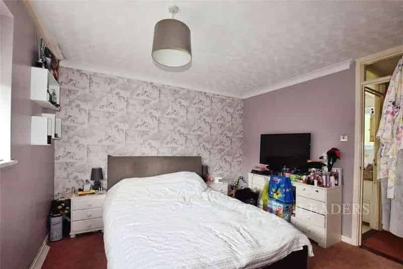3 Bed House Manningtree  Great First Home Potential
