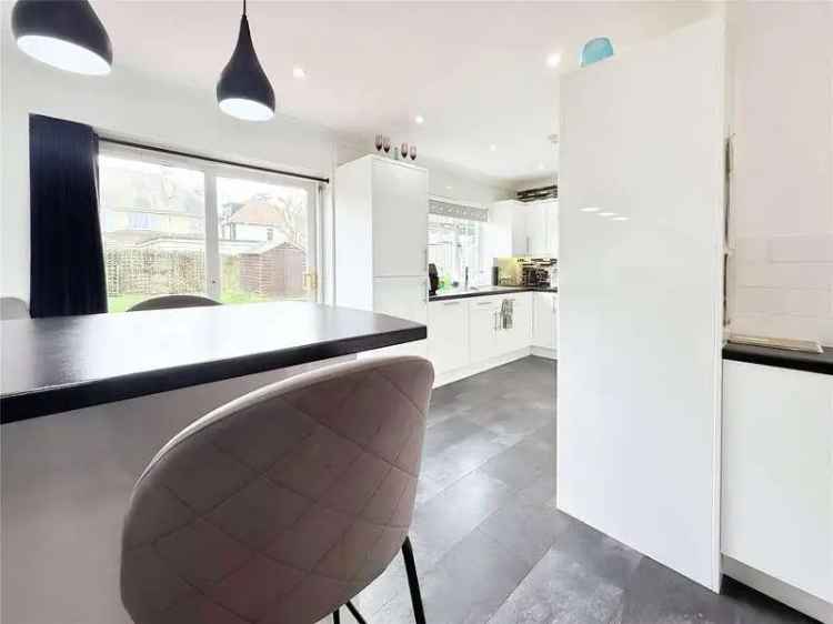 4 Bed Detached House for Sale in East Clacton