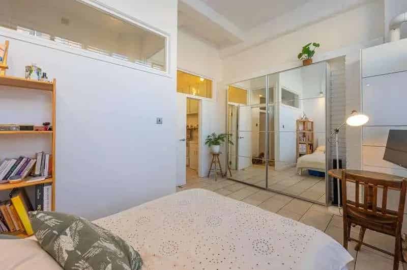 3 Bed Flat for Sale Near Canary Wharf