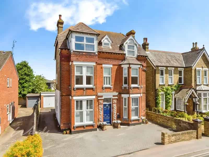 2 Bedroom Flat to Rent - 6 Month Let - Broadstairs
