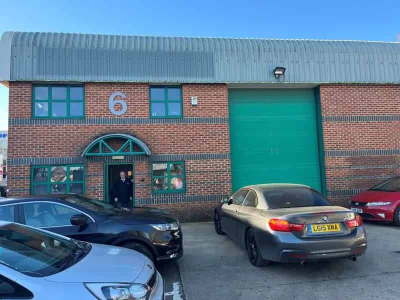 Industrial Unit 3131 sq ft Ground Floor 202 sq ft Office 10 Parking Spaces