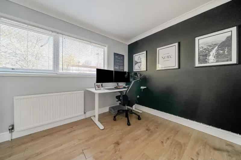3 Bed Semi-Detached House for Sale in Winklebury